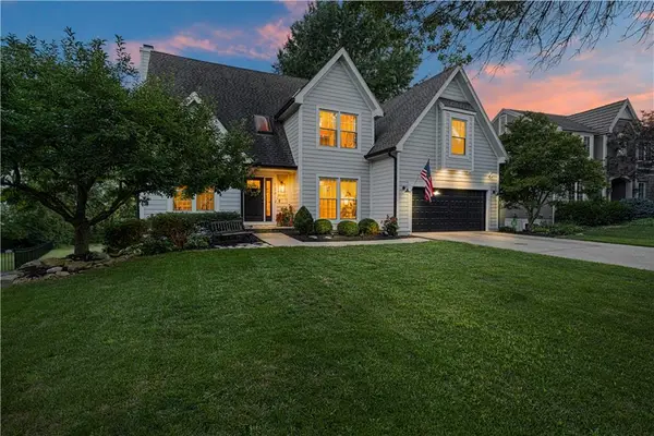 13812 Meadow Lane, Leawood, KS 66224