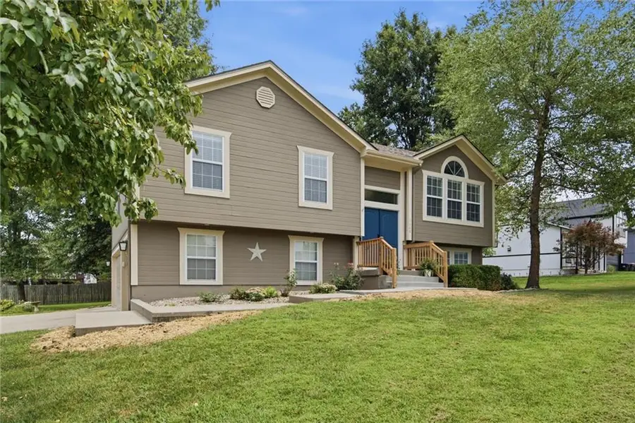 1400 Aspen Drive, Greenwood, MO 64034 - #3