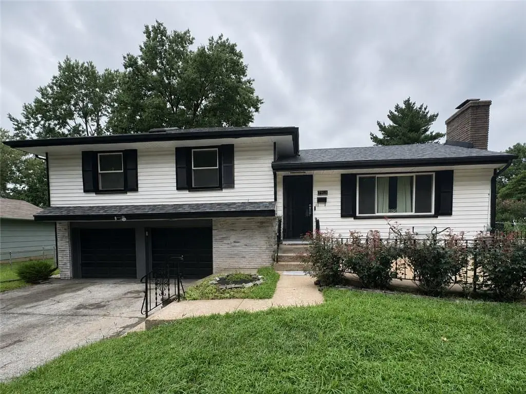 7918 Evanston Avenue, Raytown, MO 64138 - #1