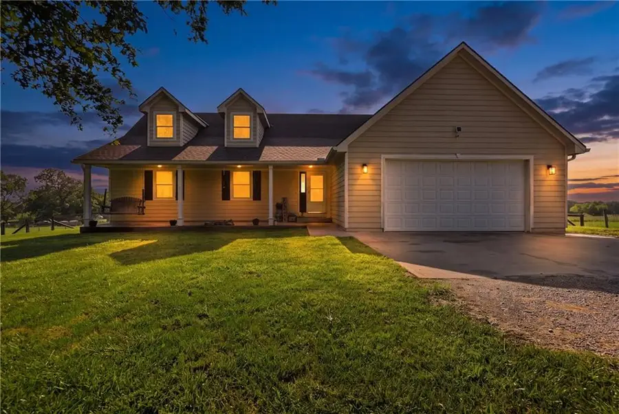 14711 NE State Route E Highway, Adrian, MO 64720 - #2