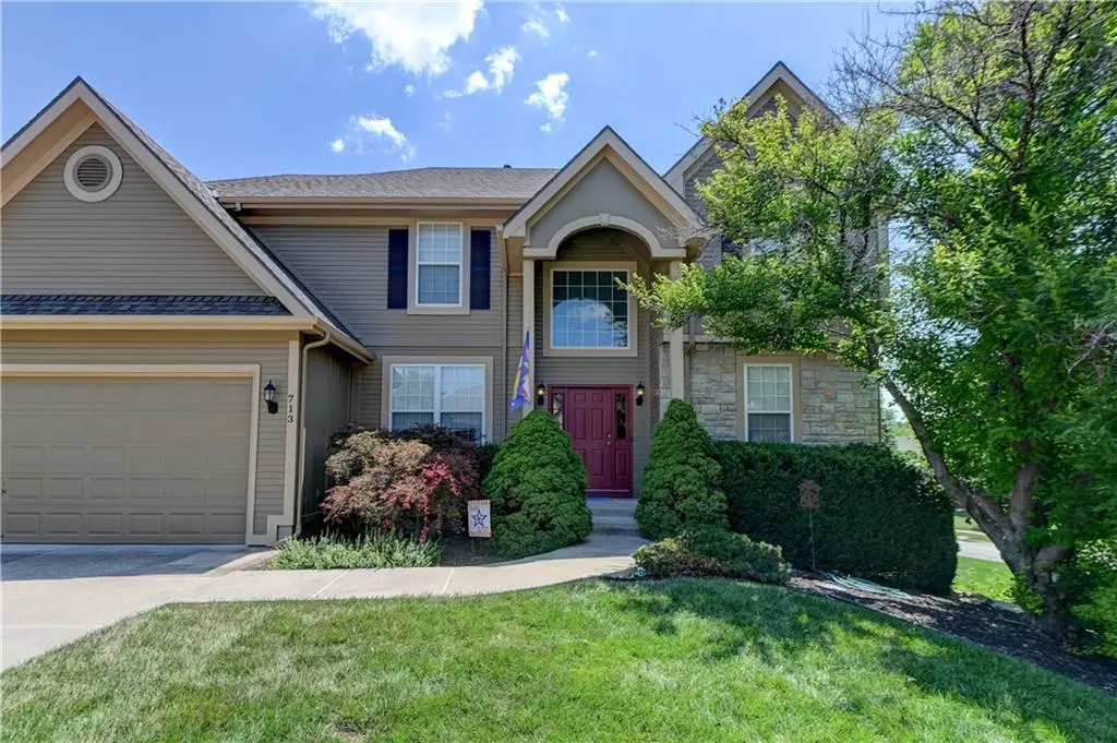 713 Rock Creek Drive, Lansing, KS 66043 - #1