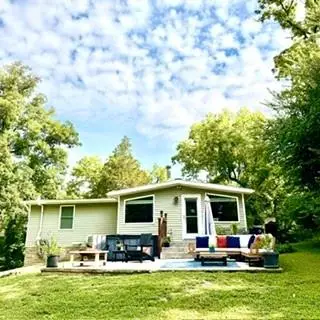 5701 E 56th Street, Kansas City, MO 64130 - #3
