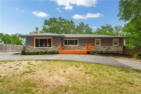 4157 N Cleveland Avenue, Kansas City, MO 64117