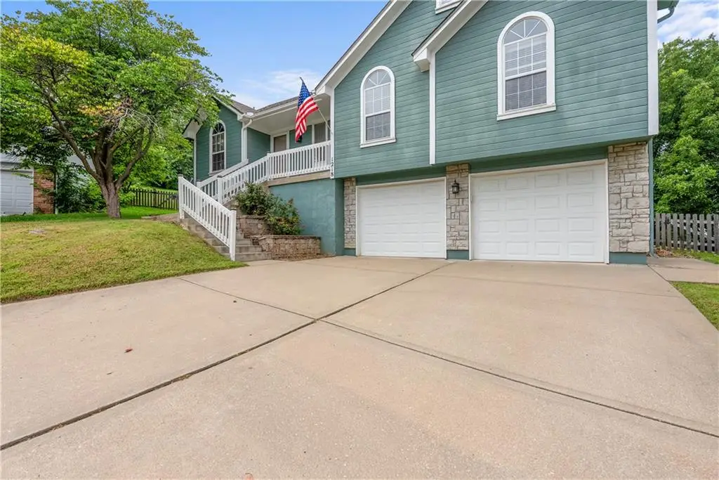1218 Windcrest Court, Grain Valley, MO 64029 - #1