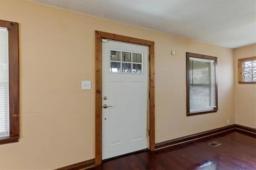 3929 Euclid Avenue, Kansas City, MO 64130 - #3