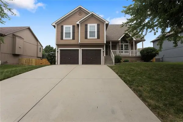8000 NE 112th Street, Kansas City, MO 64157