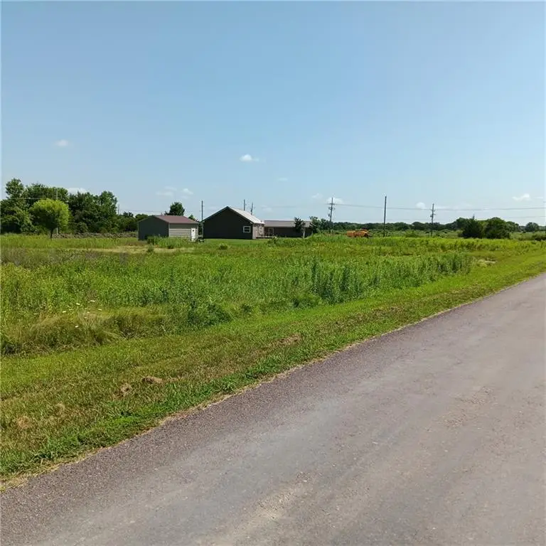 17 and 21 Wilderness Trail, Linn Valley, KS 66040 - #1