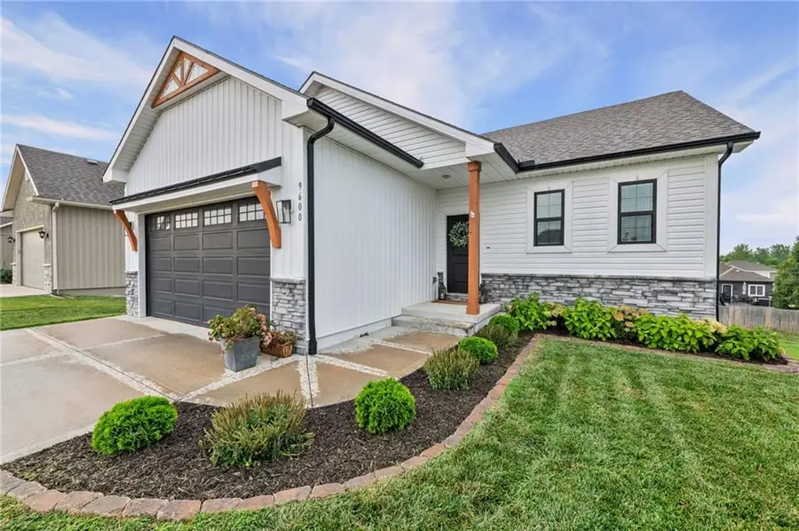 9600 N Lenox Place, Kansas City, MO 64154 - #3