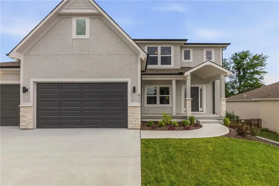 820 SE Partridge Lane, Blue Springs, MO 64014 - #2