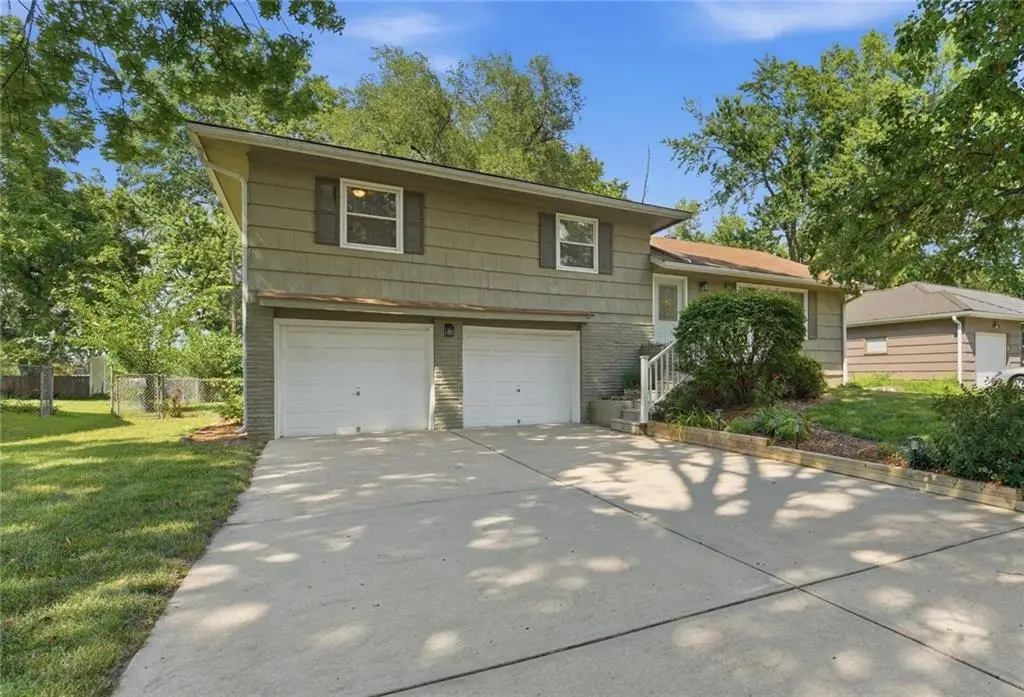 4214 E 113th Terrace, Kansas City, MO 64137 - #1