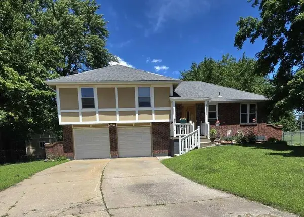 16912 E 170th Court, Belton, MO 64012