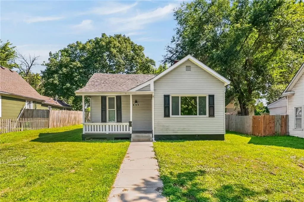 435 Ford Avenue, Liberty, MO 64068 - #1
