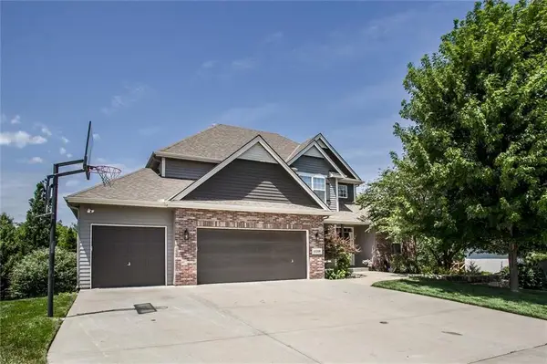 10208 N Farley Avenue, Kansas City, MO 64157