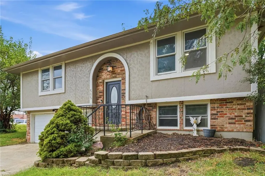 505 S 5th Terrace, Odessa, MO 64076 - #1