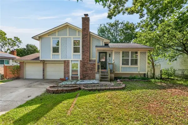 13307 Overhill Road, Grandview, MO 64030