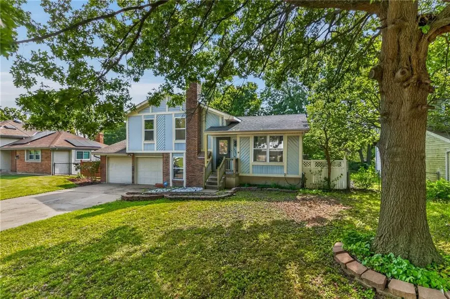 13307 Overhill Road, Grandview, MO 64030 - #2