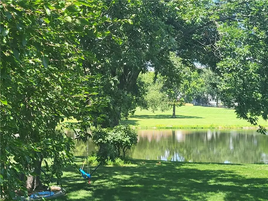 822 SW Lighthouse Point, Lees Summit, MO 64082 - #3