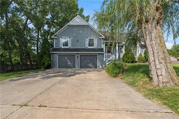 10126 N Highland Terrace, Kansas City, MO 64155