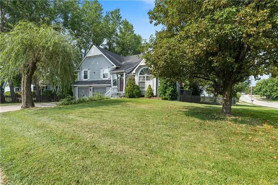 10126 N Highland Terrace, Kansas City, MO 64155 - #3