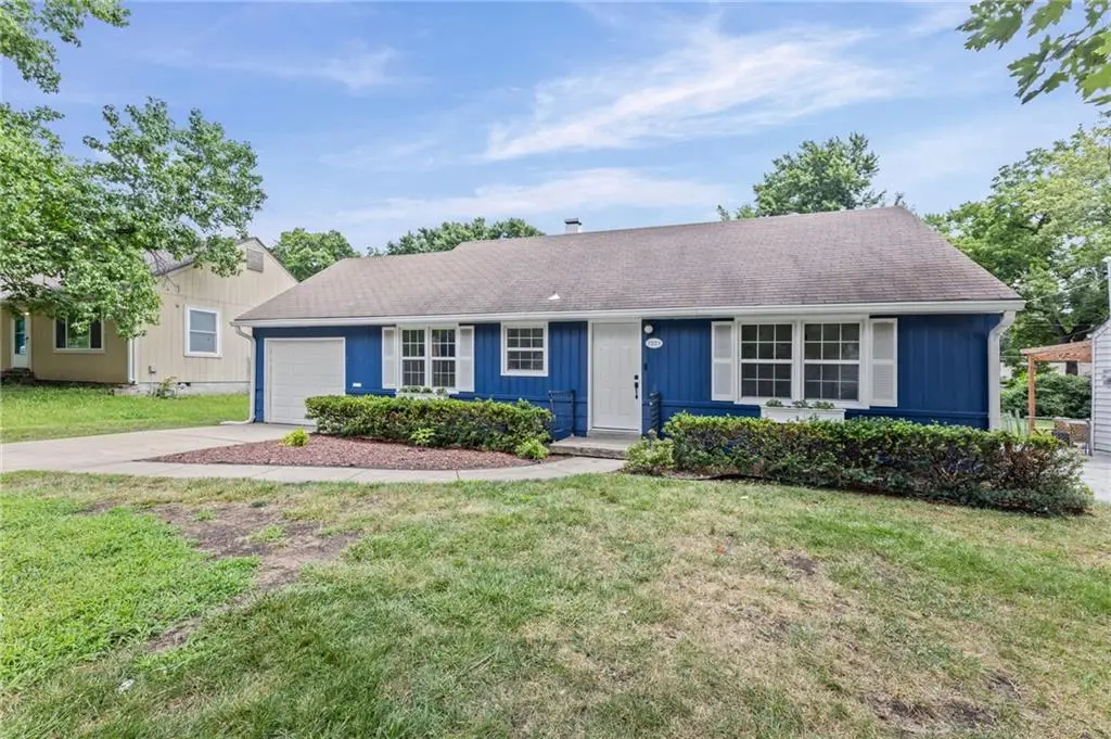 7223 Lamar Avenue, Overland Park, KS 66204 - #1