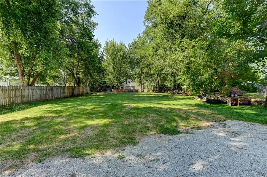 511 E Green Street, Clinton, MO 64795 - #3