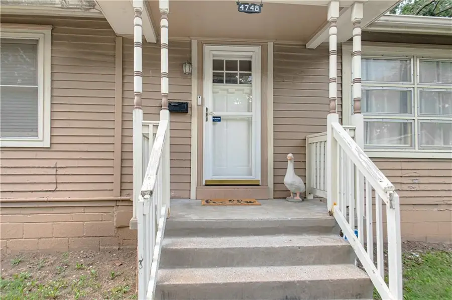 4748 Reinhardt Drive, Roeland Park, KS 66205 - #3