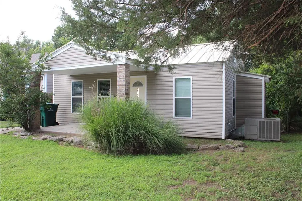 515 E Jackson Street, Pittsburg, KS 66762 - #1