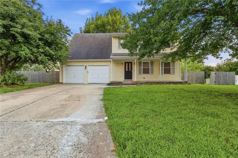 201 N Poplar Drive, Gardner, KS 66030 - #3