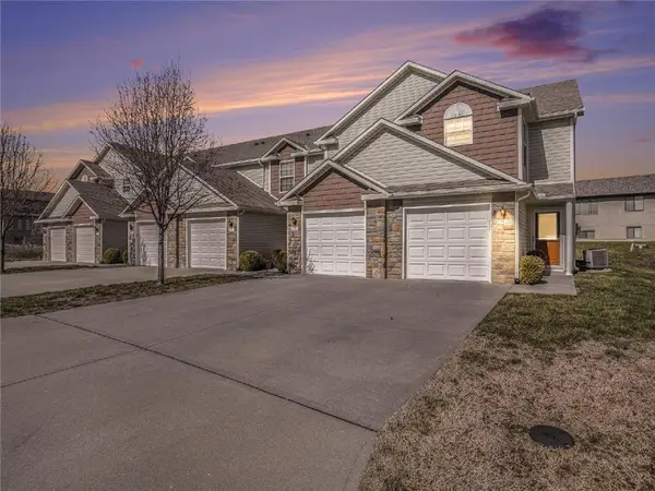 254 Pointe Lane, Raymore, MO 64083