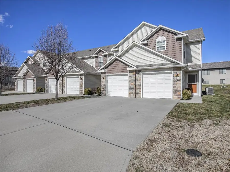 254 Pointe Lane, Raymore, MO 64083 - #2