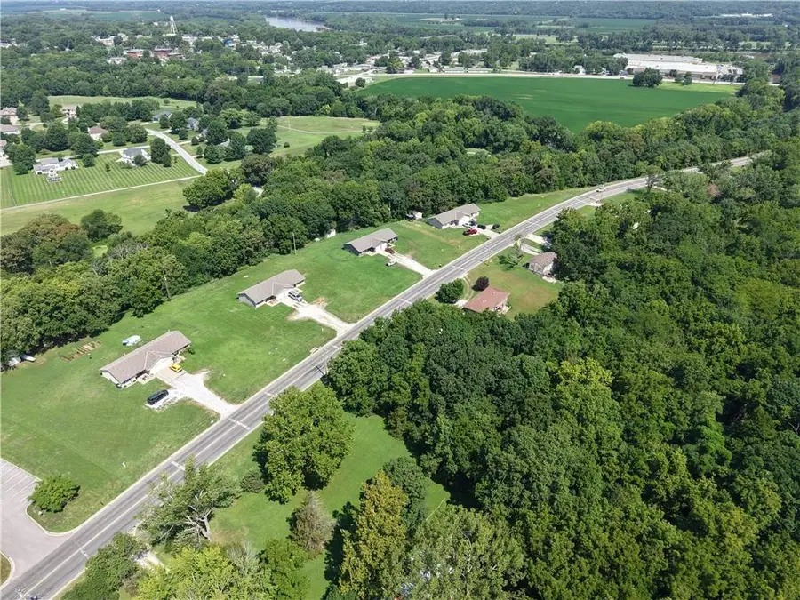 8535 Kill Creek Road, De Soto, KS 66018 - #3