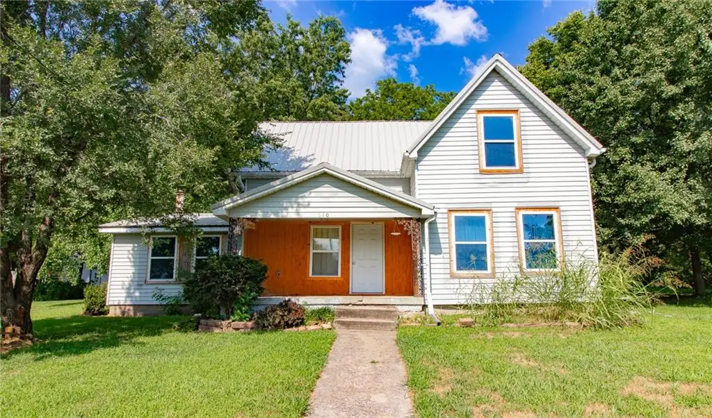 210 N Main Street, Centerview, MO 64019 - #1