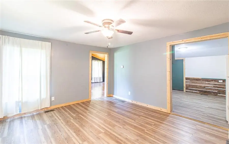 210 N Main Street, Centerview, MO 64019 - #3