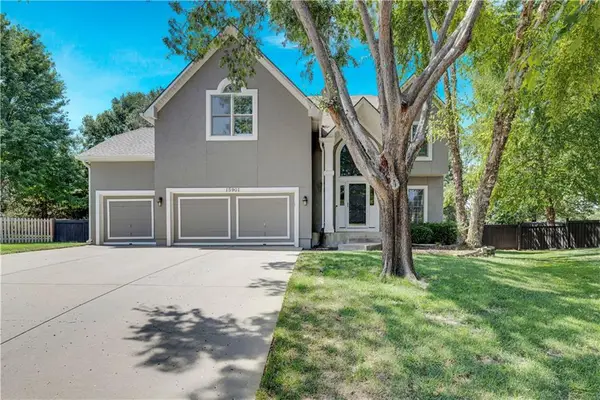 15901 Birch Street, Stilwell, KS 66085