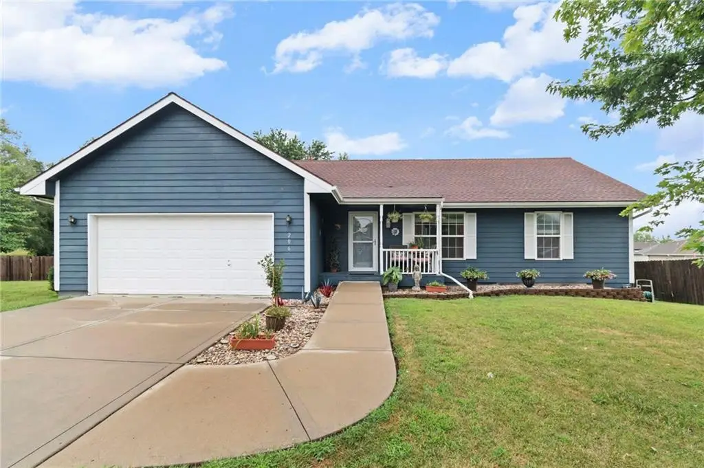 206 E 22nd Terrace, Kearney, MO 64060 - #1