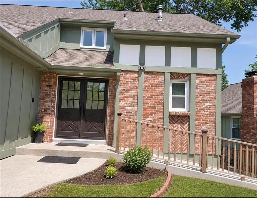 7203 Mastin Street, Merriam, KS 66203 - #2