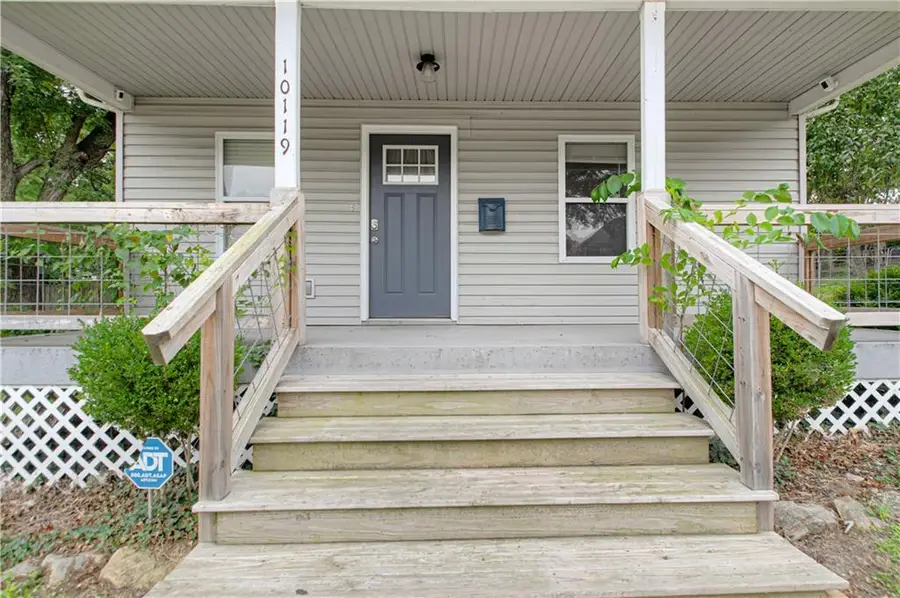 10119 E Lexington Avenue, Independence, MO 64053 - #2
