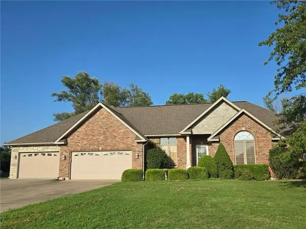 2011 E Epicurean Drive, Clinton, MO 64735