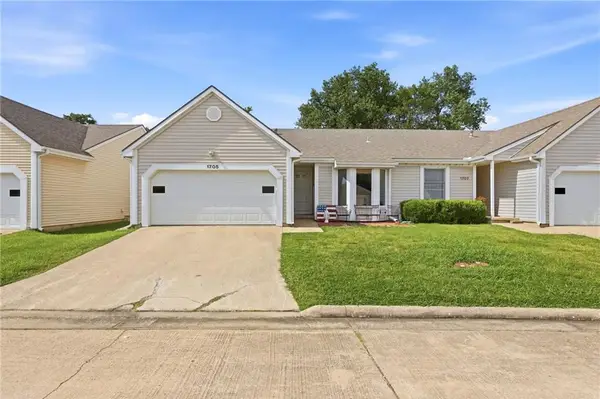 1705 Westbury Lane, Fort Scott, KS 66701
