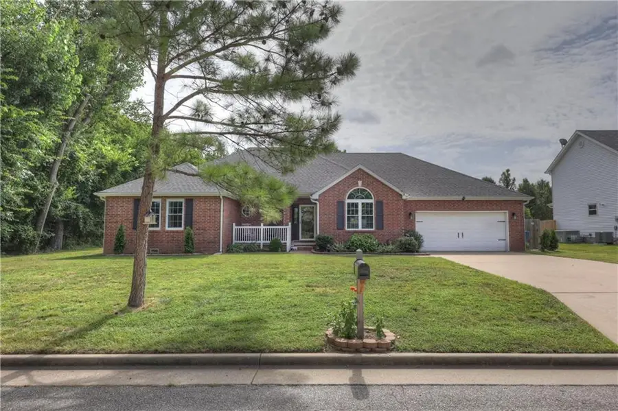 1915 Goetz Boulevard, Joplin, MO 64801 - #2