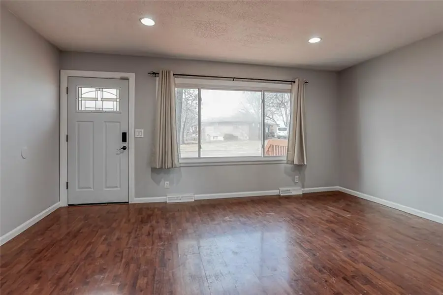 613 NE Corder Street, Lees Summit, MO 64063 - #3