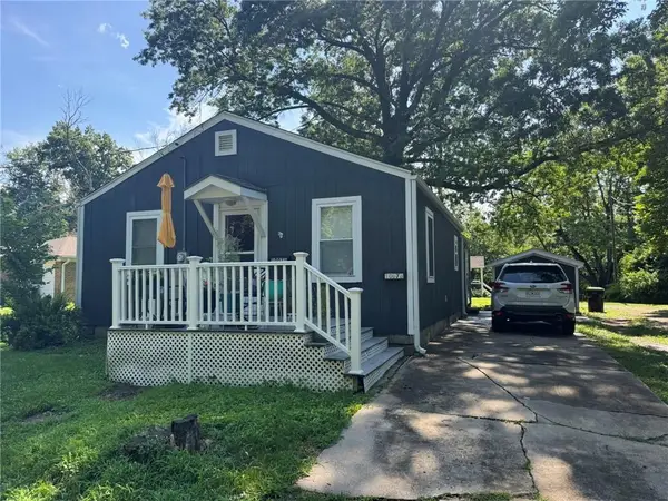 1007 A & B Lexington N/a S, Harrisonville, MO 64701
