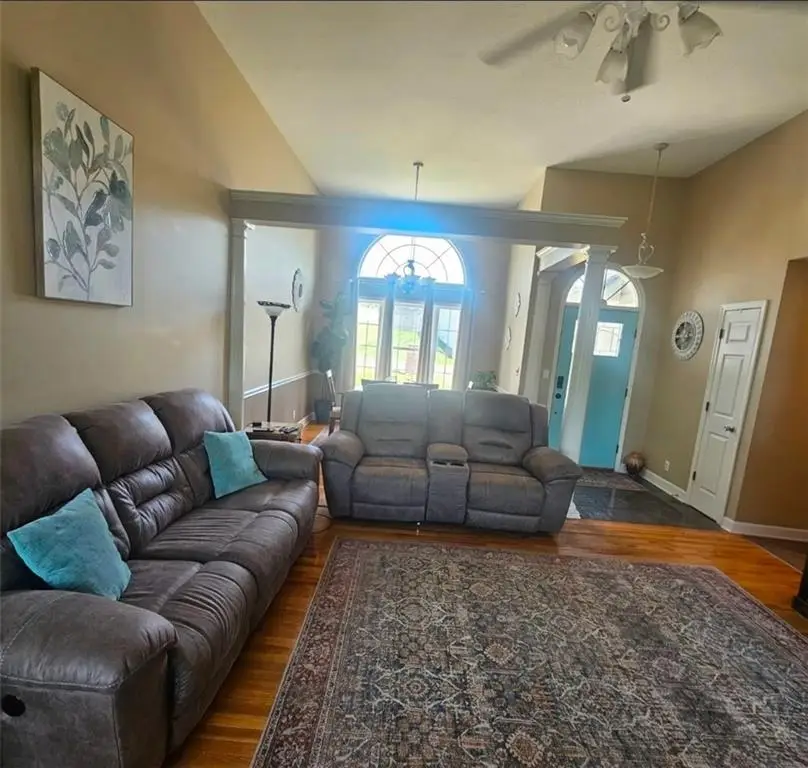 5122 Brookhaven Drive, Saint Joseph, MO 64507 - #3