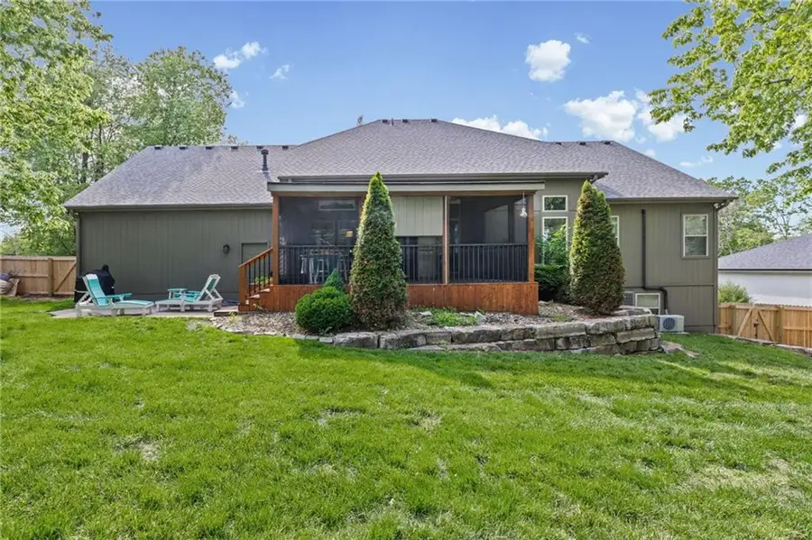 8119 NW Venita Street, Weatherby Lake, MO 64152 - #2