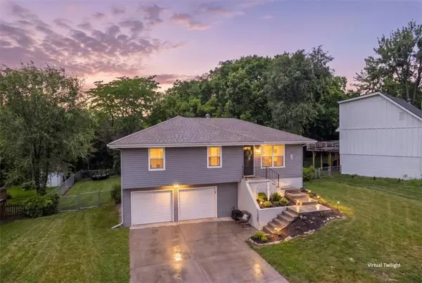 8412 NW Atkins Court, Kansas City, MO 64153