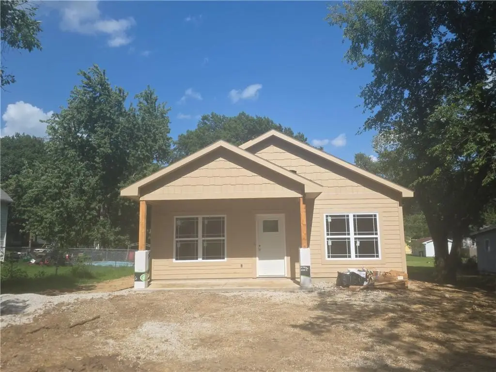 733 N Oak Street, Ottawa, KS 66067 - #1