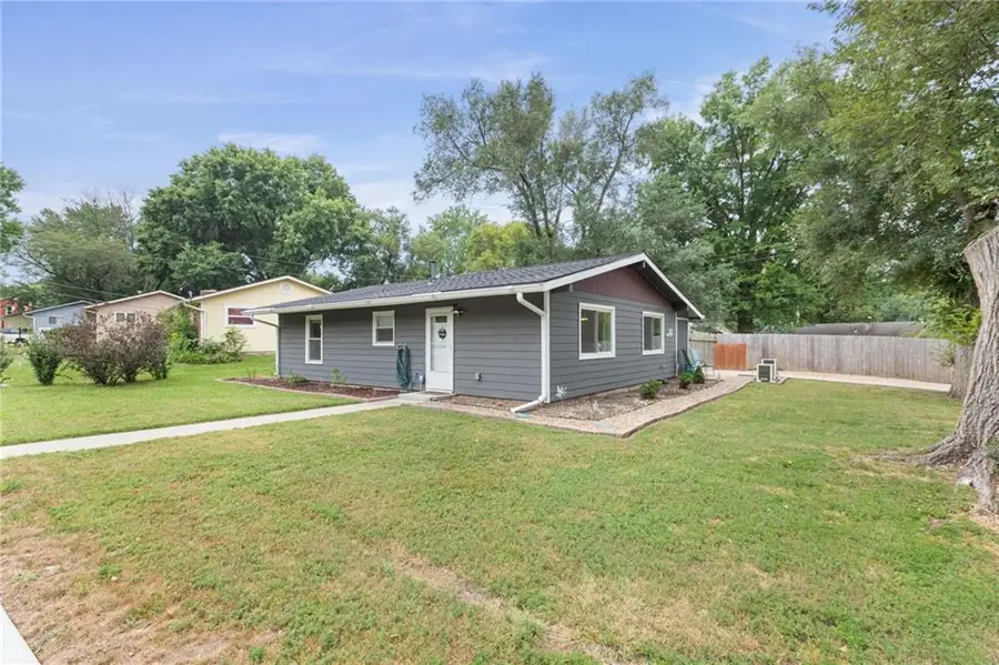 1333 E 19th Street, Lawrence, KS 66046 - #3