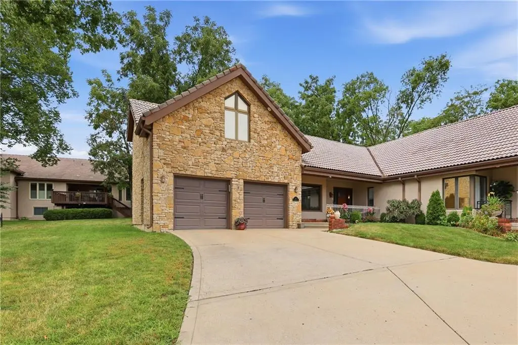 10 The Woodlands N/a, Gladstone, MO 64119 - #1