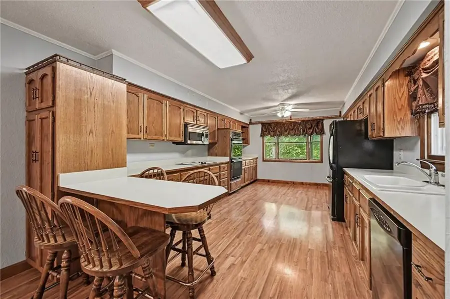 1600 S 5th Street, Leavenworth, KS 66048 - #2