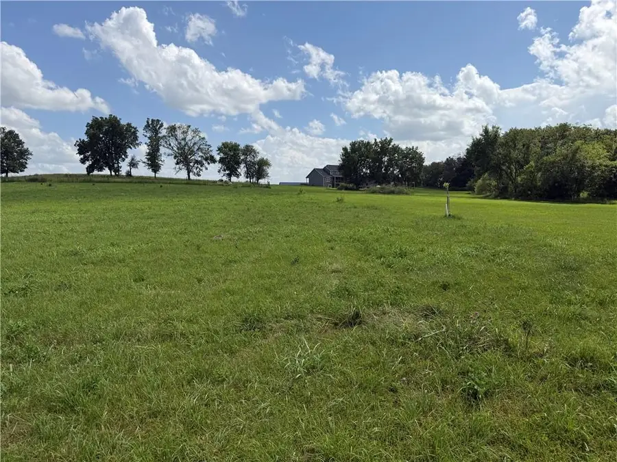15749 206th Street, Tonganoxie, KS 66086 - #2